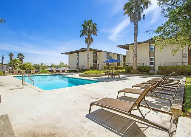 Photo of 510 Crest View Ave, Belmont, CA 94002