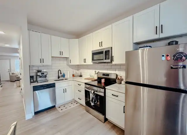 Property at 1851 S 10th St Unit 2, St. Louis, MO, 63104, 2 beds, 1.5 baths, [object Object]