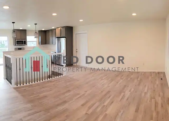 Property at 407 Van Buren Ave, Great Falls, MT, 59404, 4 beds, 2 baths, [object Object]