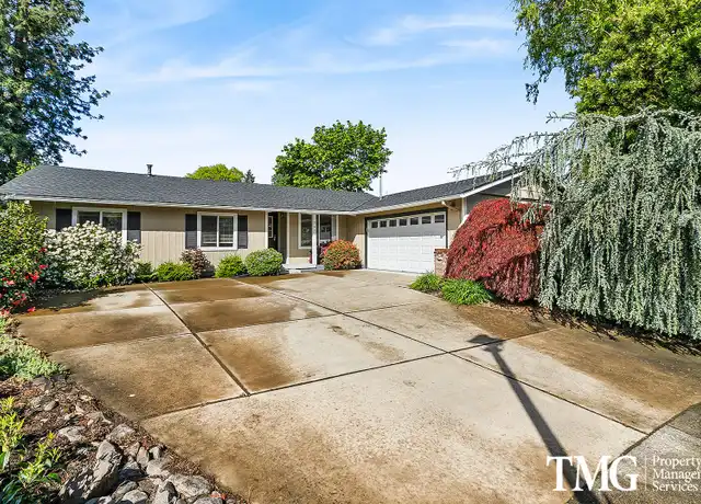 Property at 3655 NW 181st Pl, Portland, OR, 97229, 4 beds, 2 baths, [object Object]