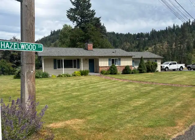 Property at 106 S Hazelwood Dr, Coeur D Alene, ID, 83814, 2 beds, 2 baths, [object Object]