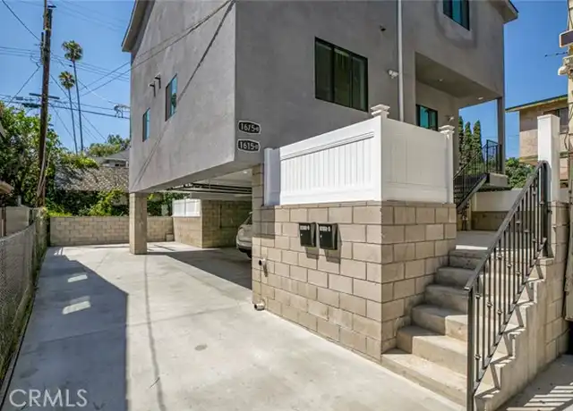 Property at 1615 Winona Blvd Unit 3, Los Angeles, CA, 90027, 1 bed, 1 bath, [object Object]