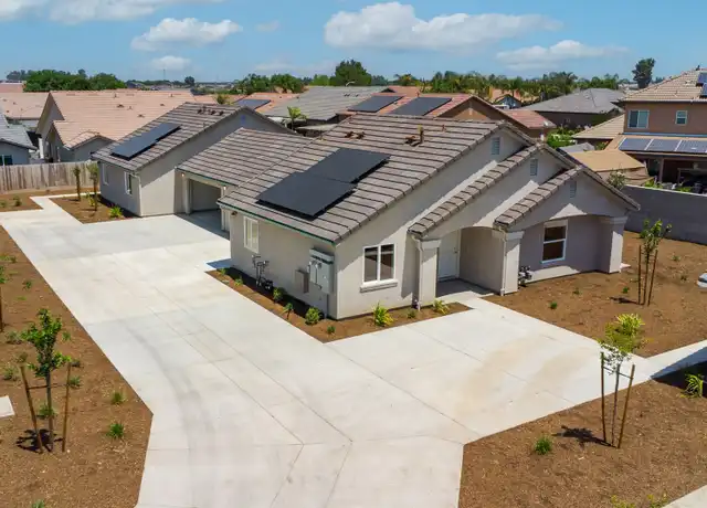 Property at 2538 Oakmont Cir, Tulare, CA, 93274, 2 beds, 2 baths, [object Object]