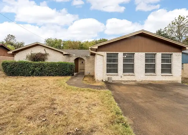 Property at 804 Kipling Dr, Waco, TX, 76710, 4 beds, 2 baths, [object Object]