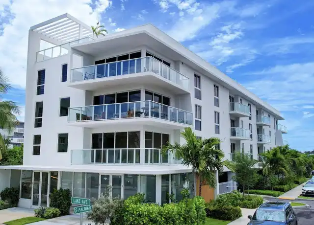 Property at 117 Lake Ave #303, Lake Worth, FL, 33460, 1 bed, 1 bath, [object Object]