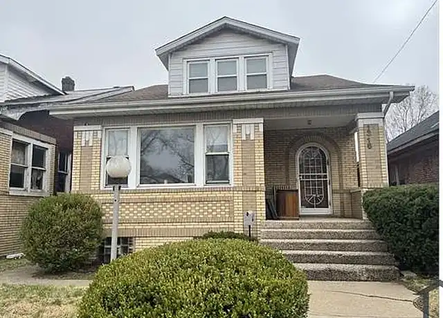 Property at 1316 Delaware St Unit 2, Gary, IN, 46407, 2 beds, 1 bath, [object Object]