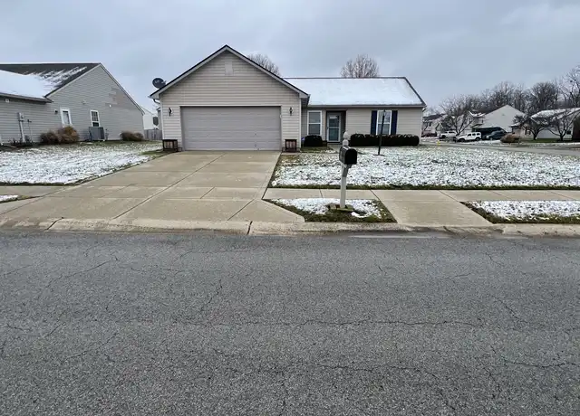 Property at 9 Lynn Ct, Pittsboro, IN, 46167, 3 beds, 2 baths, [object Object]