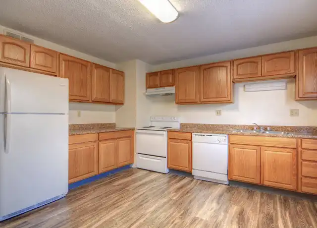 Property at 1801 W John St Unit 1827 (Remodeled), Champaign, IL, 61821, 3 beds, 1.5 baths, [object Object]