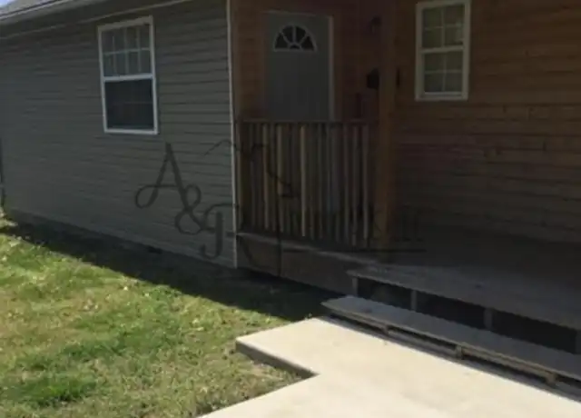 Property at 111 W Billings St, Pittsburg, KS, 66762, 2 beds, 1 bath, [object Object]