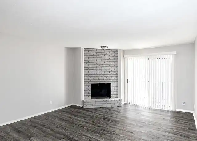 Property at Windsong Apartments - 114 W 103rd St, Kansas City, MO, 64131, 0-2 beds, 1-2 bath, [object Object]