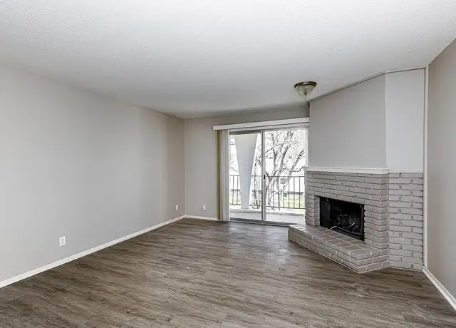 Photo of 114 W 103rd St, Kansas City, MO 64131