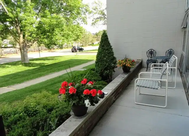 Property at 7000 Sandell Ave, Minneapolis, MN, 55435, 2 beds, 1 bath, [object Object]