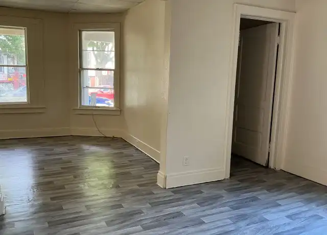 Property at 2343-2345 W Becher St Unit Lower, Milwaukee, WI, 53215, 3 beds, 1 bath, [object Object]