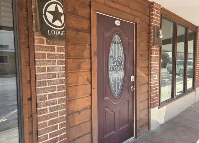 Property at 1328 3rd St, Floresville, TX, 78114, 2 beds, 1 bath, [object Object]