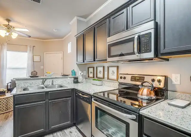 Property at Creekside Townhomes - 1000 E Lingleville Rd, Stephenville, TX, 76401, 1-2 bed, 1-1.5 bath, [object Object]