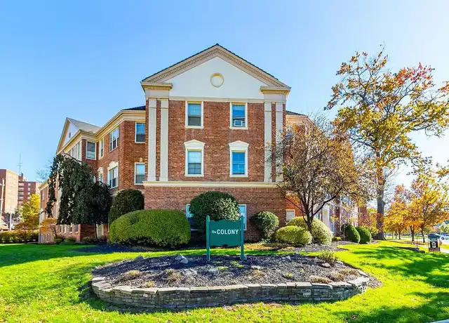 Property at Smartland Colony Apartments - 2809 Van Aken Blvd, Cleveland, OH, 44120, 1-2 bed, 1 bath, [object Object]