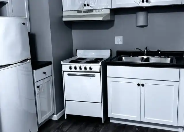 Property at 1606 N Mason St #6, Appleton, WI, 54914, 1 bed, 1 bath, [object Object]