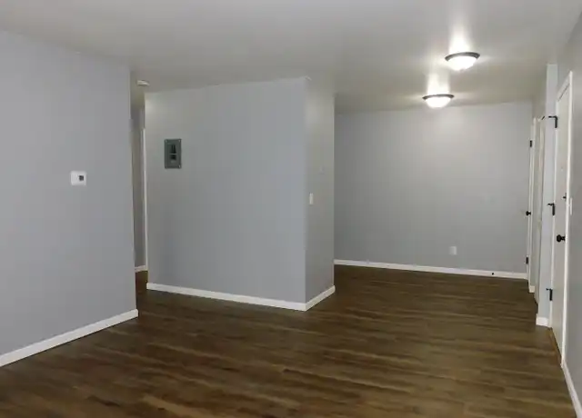 Property at 1606 N Mason St #6, Appleton, WI, 54914, 1 bed, 1 bath, [object Object]