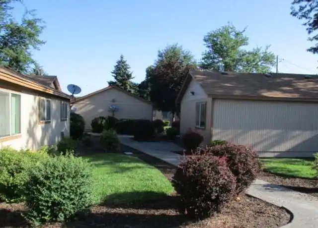 Property at 210 SE 5th St Unit 11, Prineville, OR, 97754, 3 beds, 1 bath, [object Object]