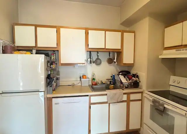 Property at 15 Park Vale Ave #12, Allston, MA, 02134, 3 beds, 1 bath, [object Object]