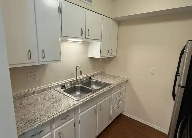 Property at 1935 N Bowman Ave Unit I, Danville, IL, 61832, 1 bed, 1 bath, [object Object]