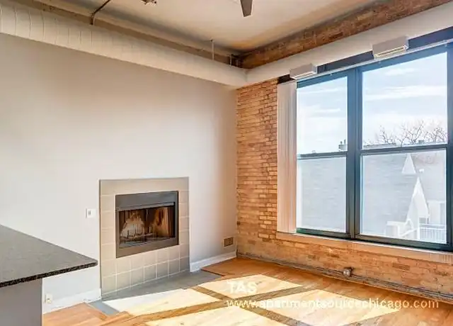 Property at 3110 N Sheffield Ave, Chicago, IL, 60657, 1 bed, 1 bath, [object Object]