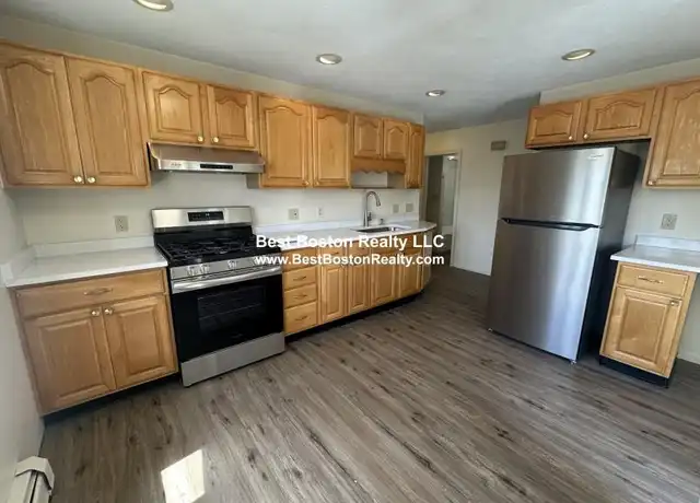 Property at 7 Garfield Ave, Somerville, MA, 02145, 2 beds, 1 bath, [object Object]
