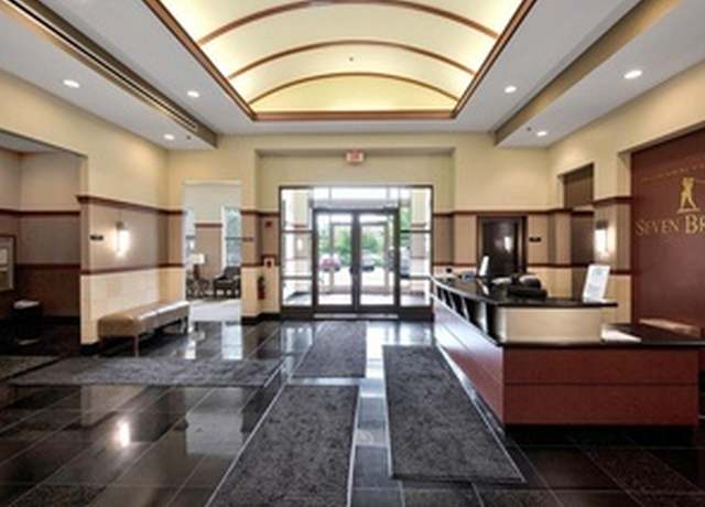 Photo of 6420 Double Eagle Dr #402, Woodridge, IL 60517