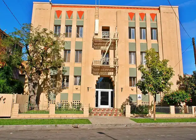 Property at CCD - Country Club Dr. Apts. - 4017 Country Club Dr, Los Angeles, CA, 90019, 1 bed, 1 bath, [object Object]