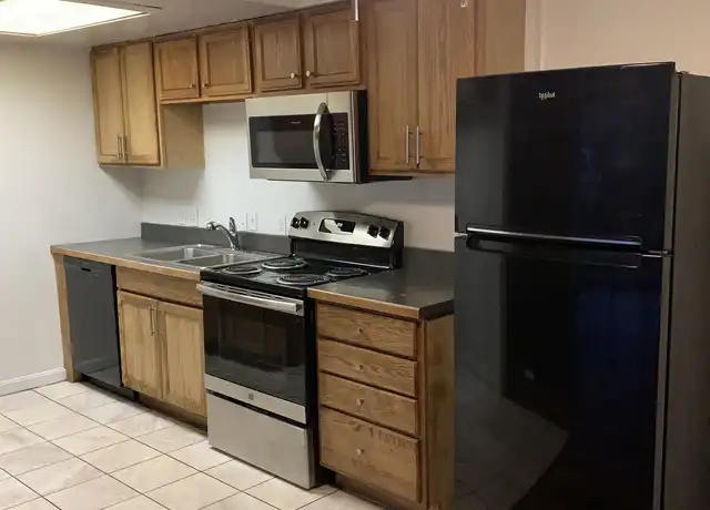 Property at 728 Ohio Pike Unit 6, Cincinnati, OH, 45245, 2 beds, 1.5 baths, [object Object]