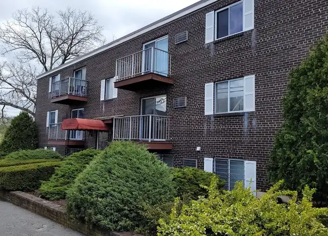 Property at 5 Ash St, Medford, MA, 02155, 2 beds, 1 bath, [object Object]