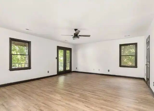 Property at 552 Blue Rock Dr, Charlotte, NC, 28213, 1 bed, 1 bath, [object Object]