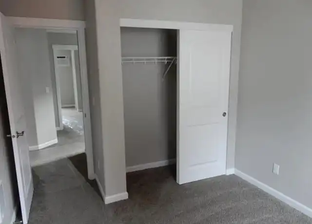 Property at 1142 R St Unit 1142, Springfield, OR, 97477, 3 beds, 2.5 baths, [object Object]