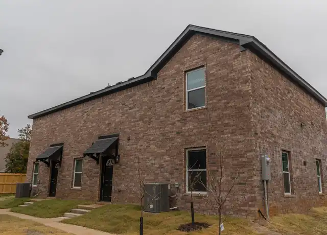 Property at 1374 N Porter Rd Unit 4, Fayetteville, AR, 72703, 1 bed, 1 bath, [object Object]
