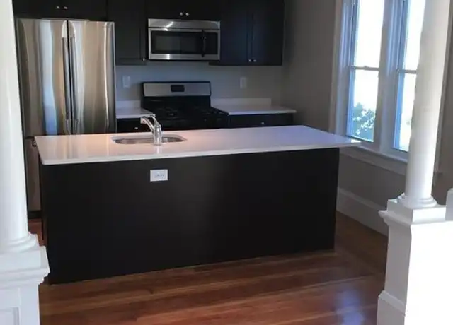 Property at 637 Smith St, Providence, RI, 02908, 4 beds, 1 bath, [object Object]