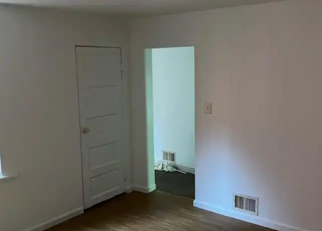 Property at 1150 Brownsville Rd, Pittsburgh, PA, 15210, 2 beds, 1 bath, [object Object]