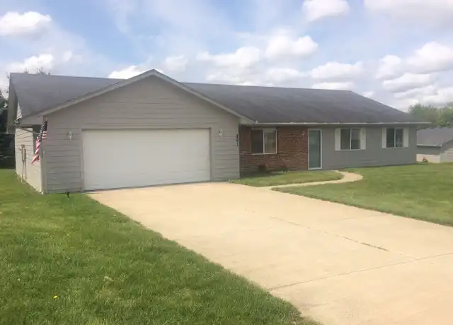 Property at 1121 S 17th Ave W, Newton, IA, 50208, 3 beds, 2 baths, [object Object]