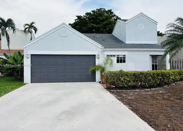 Property at 8579 Dynasty Dr Unit 8579, Boca Raton, FL, 33433, 3 beds, 2 baths, [object Object]