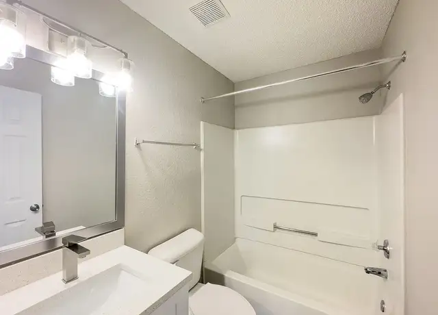 Photo of 7100 Head Ave, Orlando, FL 32808