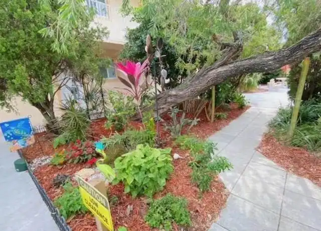 Property at 211 Circle Dr Unit 5A, Cape Canaveral, FL, 32920, 1 bed, 1 bath, [object Object]
