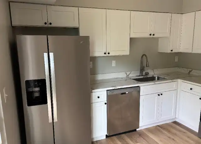 Property at 386 Park West Dr, St Peters, MO, 63376, 2 beds, 1.5 baths, [object Object]