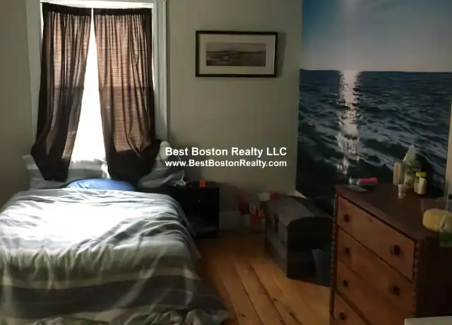 Property at 17 Putnam Ave, Cambridge, MA, 02139, 5 beds, 2 baths, [object Object]