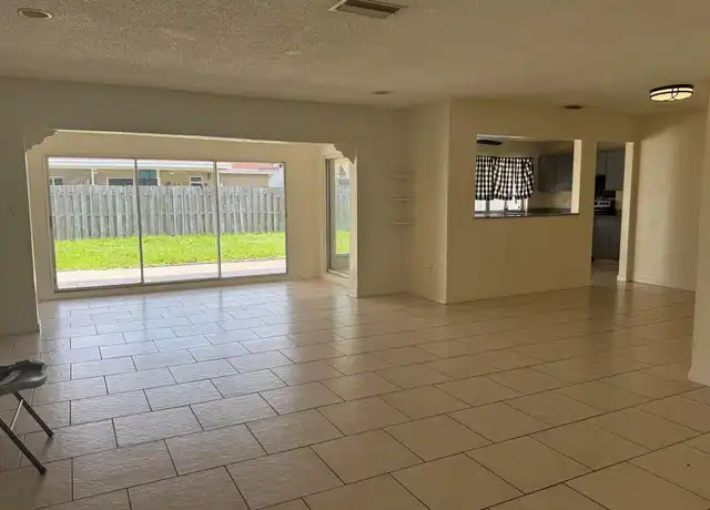 Property at 9651 Sunset Strip, Sunrise, FL, 33322, 3 beds, 2 baths, [object Object]