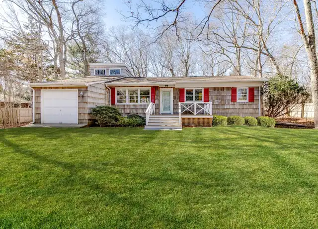 Property at 38 Woodbine Dr, East Hampton, NY, 11937, 3 beds, 2 baths, [object Object]