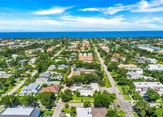 Property at 780 10th Ave S #2, Naples, FL, 34102, 1 bed, 1 bath, [object Object]