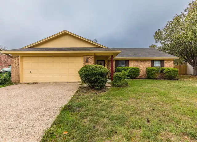 Property at 112 Marylee Dr, Hewitt, TX, 76643, 3 beds, 2 baths, [object Object]