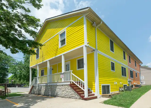 Property at 511 E 14th St Unit C (Furnished), Bloomington, IN, 47408, 5 beds, 2.5 baths, [object Object]