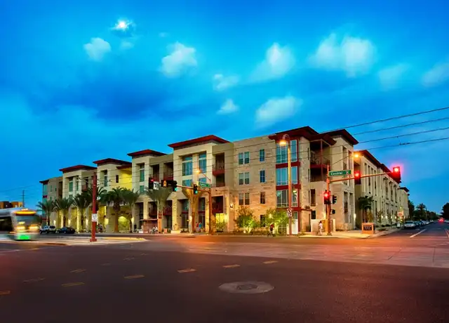 Property at Elevation on Central - 4650 N Central Ave, Phoenix, AZ, 85012, 1 bed, 1 bath, [object Object]