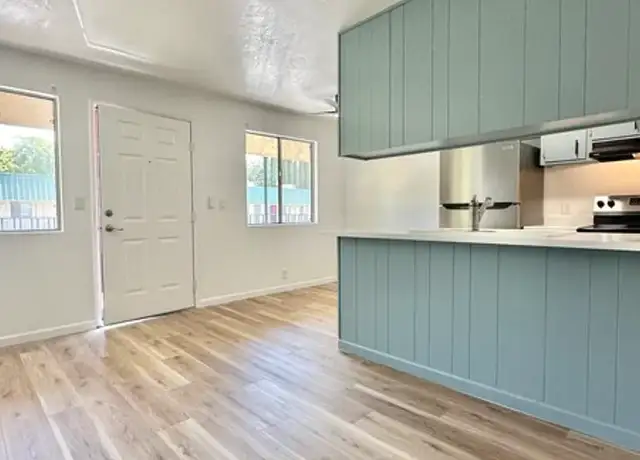 Photo of 1435 Warner St, Chico, CA 95926