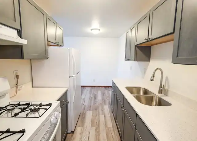 Property at Cedar Commons - 6745 Cedar Ave S, Richfield, MN, 55423, 1 bed, 1 bath, [object Object]